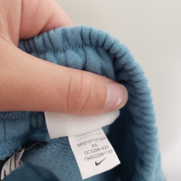 Nike Air blue fleece high rise sweat shorts xs - Picture 5 of 5